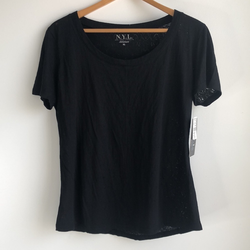 New York Laundry black athleisure top